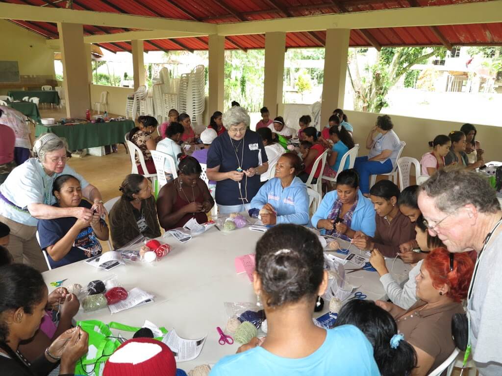 The June 2012 mission team sponsored by Christ Church (Valdosta) conducted knitting classes for over 60 women in the village of El Pedregal.