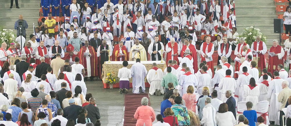 The ordination and consecration of the Rt. Rev. Moisés Quezada Mota as Bishop Coadjutor of the Diocese of the Dominican Republic in Santo Domingo on Febrary 13, 2016. Presiding Bishop Michael Curry served as the chief consecrator.